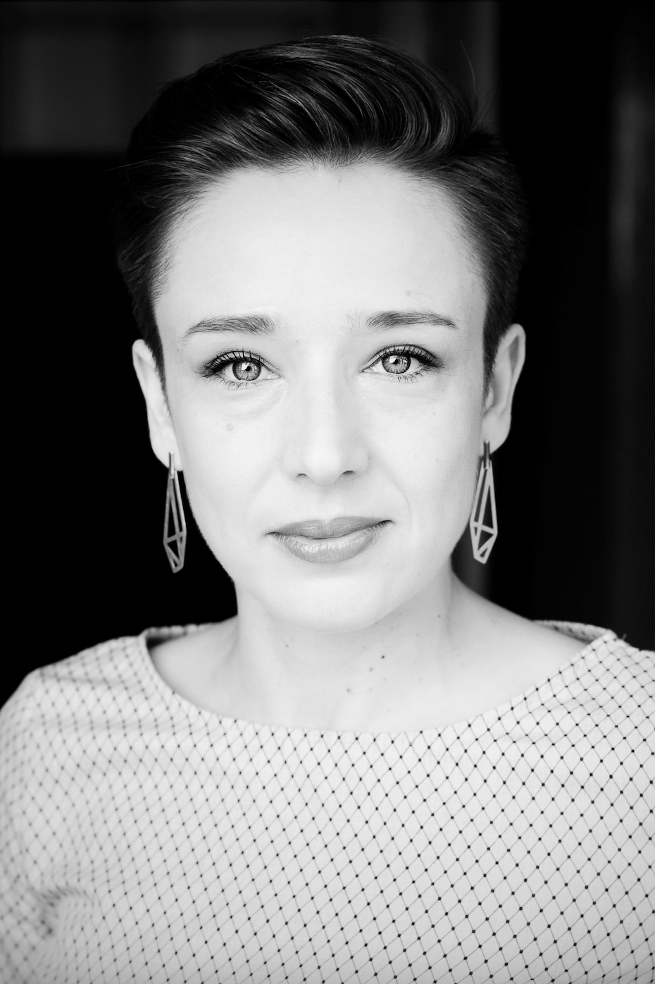 Ewa Potyralska      radczyni prawna, partnerka w kancelarii  