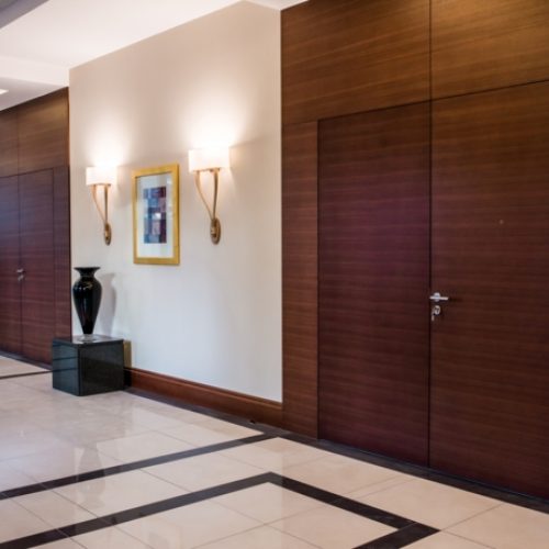 17593907903682_202103101222130.korytarz